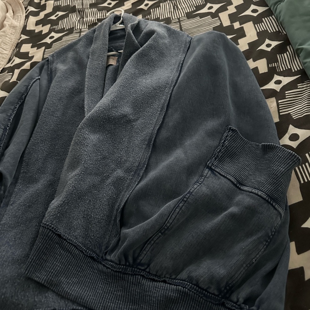 We The Free Textured Monday-Friday Blue Cardigan in large - Picture 4 of 6